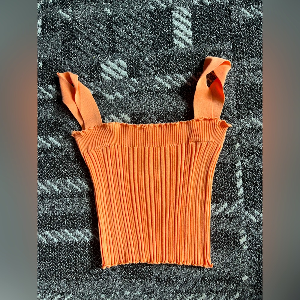 Revolve top orange